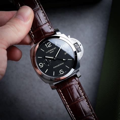 panerai pam 320 gmt|panerai luminor pam 320.